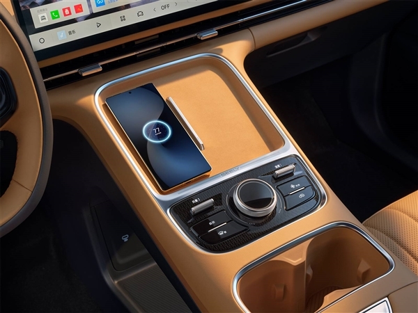 纯电续航翻倍 入门就有130km！2026款银河星舰7 EM-i上市：9.58万起