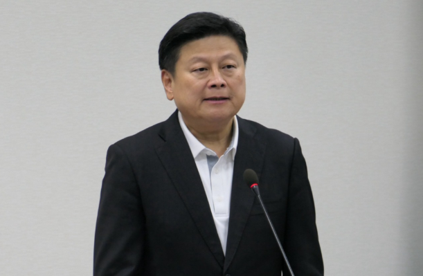 傅崐萁在国民党中常会公布“弹劾赖清德”日程。图源:台媒