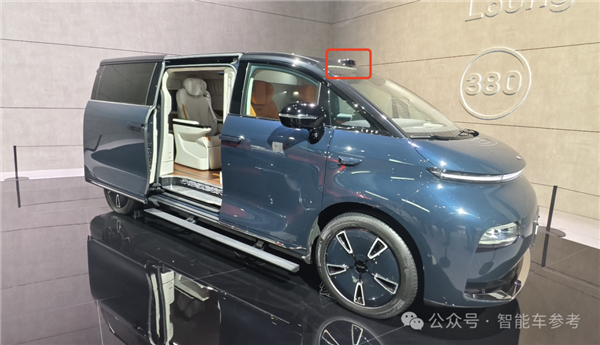 曾为劳斯莱斯设计车身：百年品牌全球首款4排8座纯电MPV上市