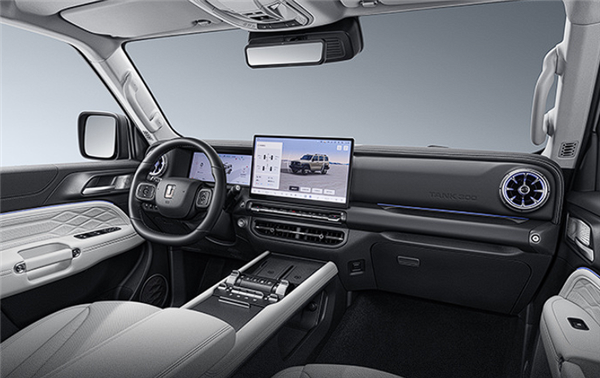 硬汉来袭 新款坦克300开订:一次性提供三种动力