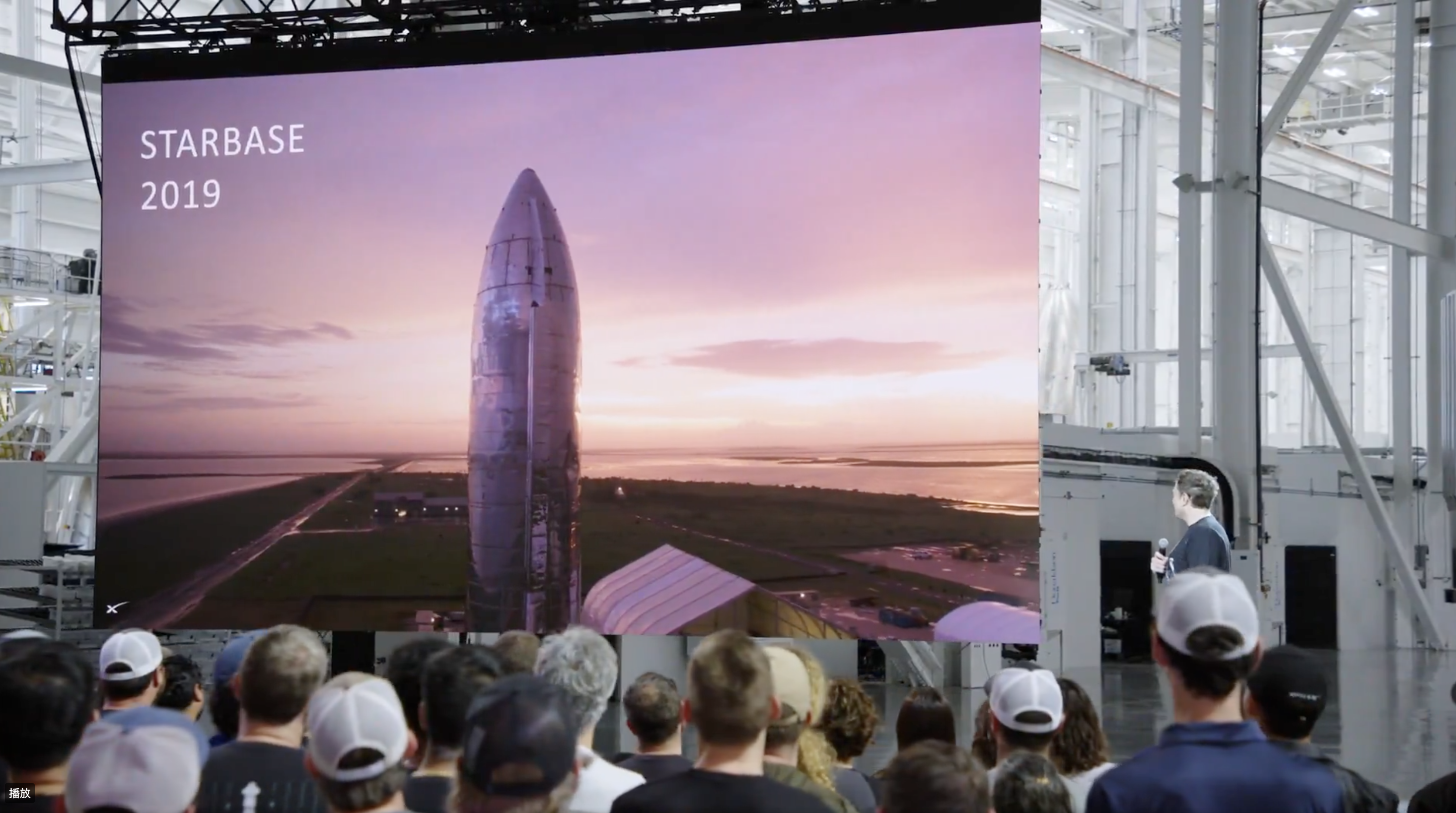 马斯克最新演讲:火星或成地球救星,特斯拉机器人明年前往,人类文明结构将改写