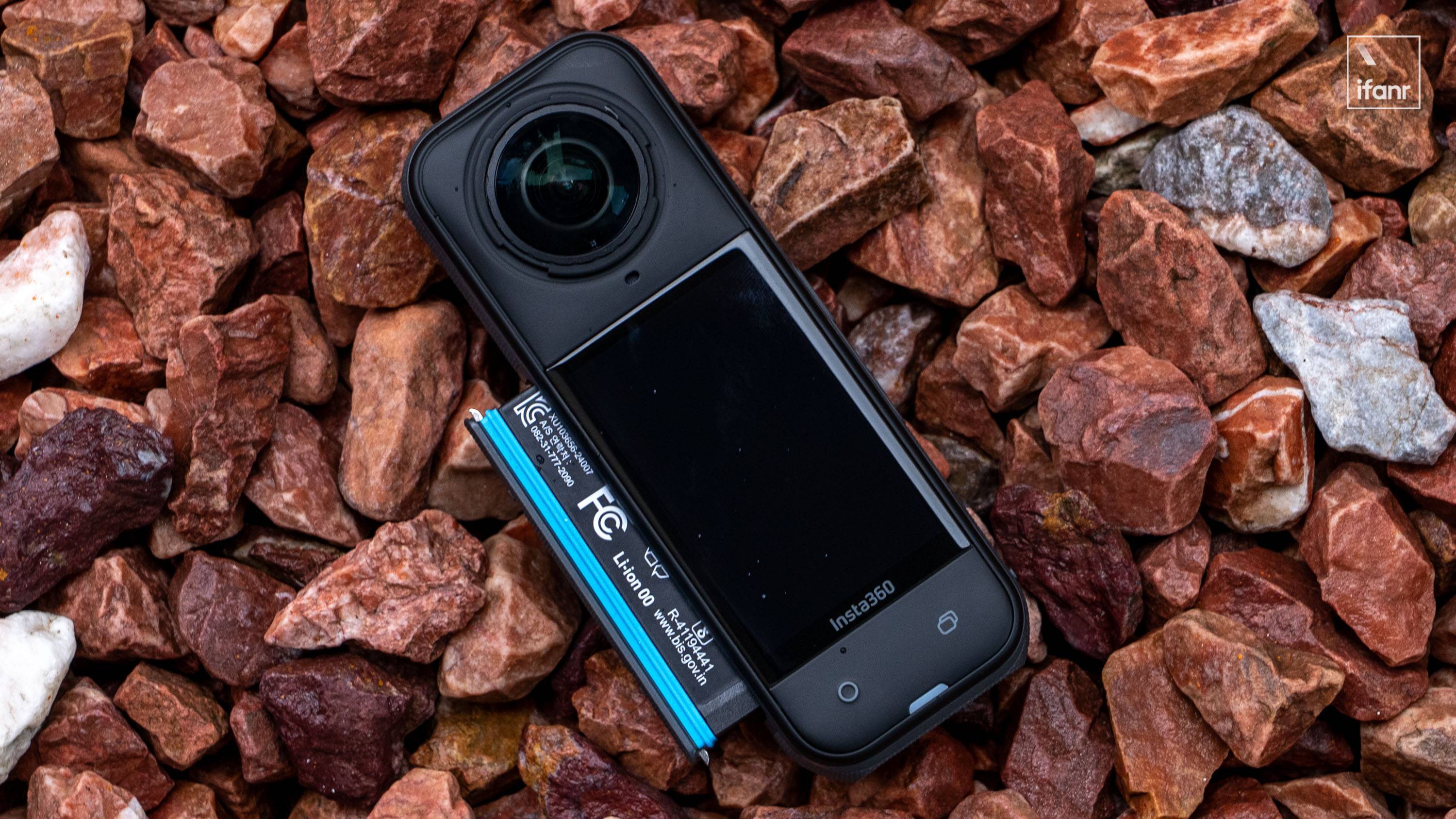 影石 X5 体验:影石最全能的旗舰,征服夜拍的全景相机