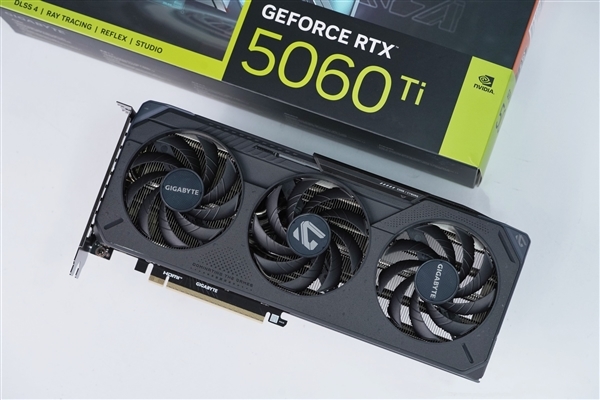 巧妙滑块设计!技嘉RTX 5060 Ti GAMING OC 16GB魔鹰图赏