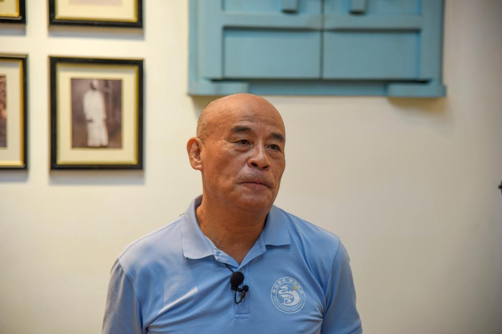 6月3日，在台中雾峰林家古宅，林家后人、台湾抗日志士亲属协进会理事长林铭聪接受记者采访。新华社记者 李建华 摄