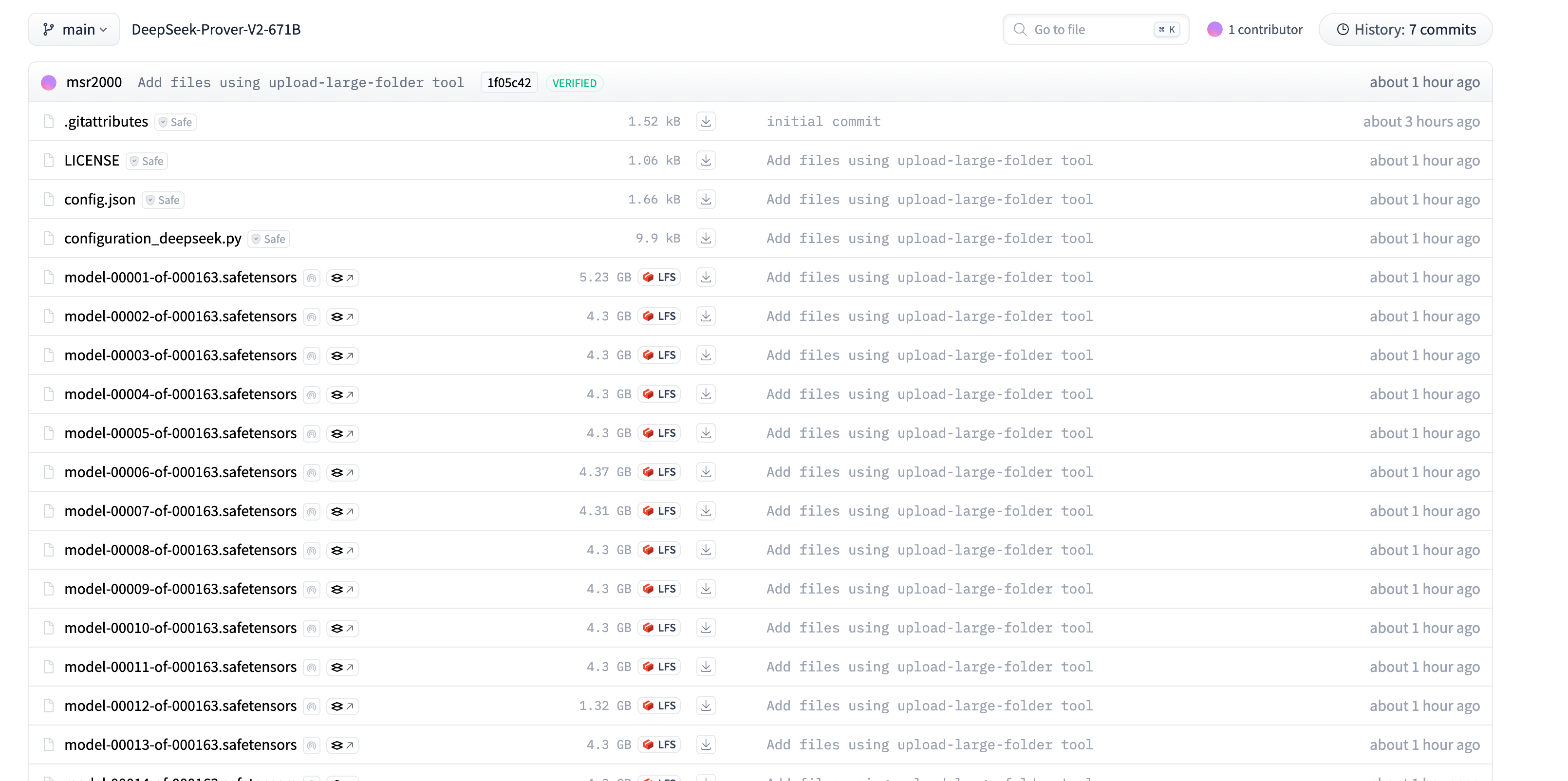 刚刚,DeepSeek 开源新模型