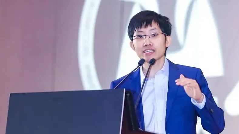DeepSeek创始人梁文锋的60条思考