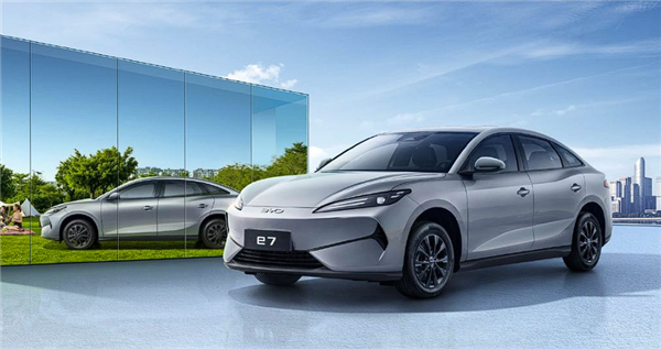 最远续航520km 比亚迪全新纯电轿车e7上市:限时9.88万起