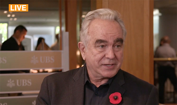 11月11日,美国前常务副国务卿库尔特·坎贝尔(Kurt Campbell)接受彭博社采访。 视频截图