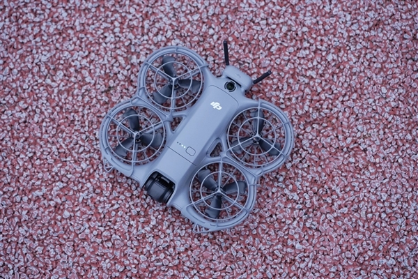 会飞的跟拍摄影师！大疆DJI Neo 2图赏