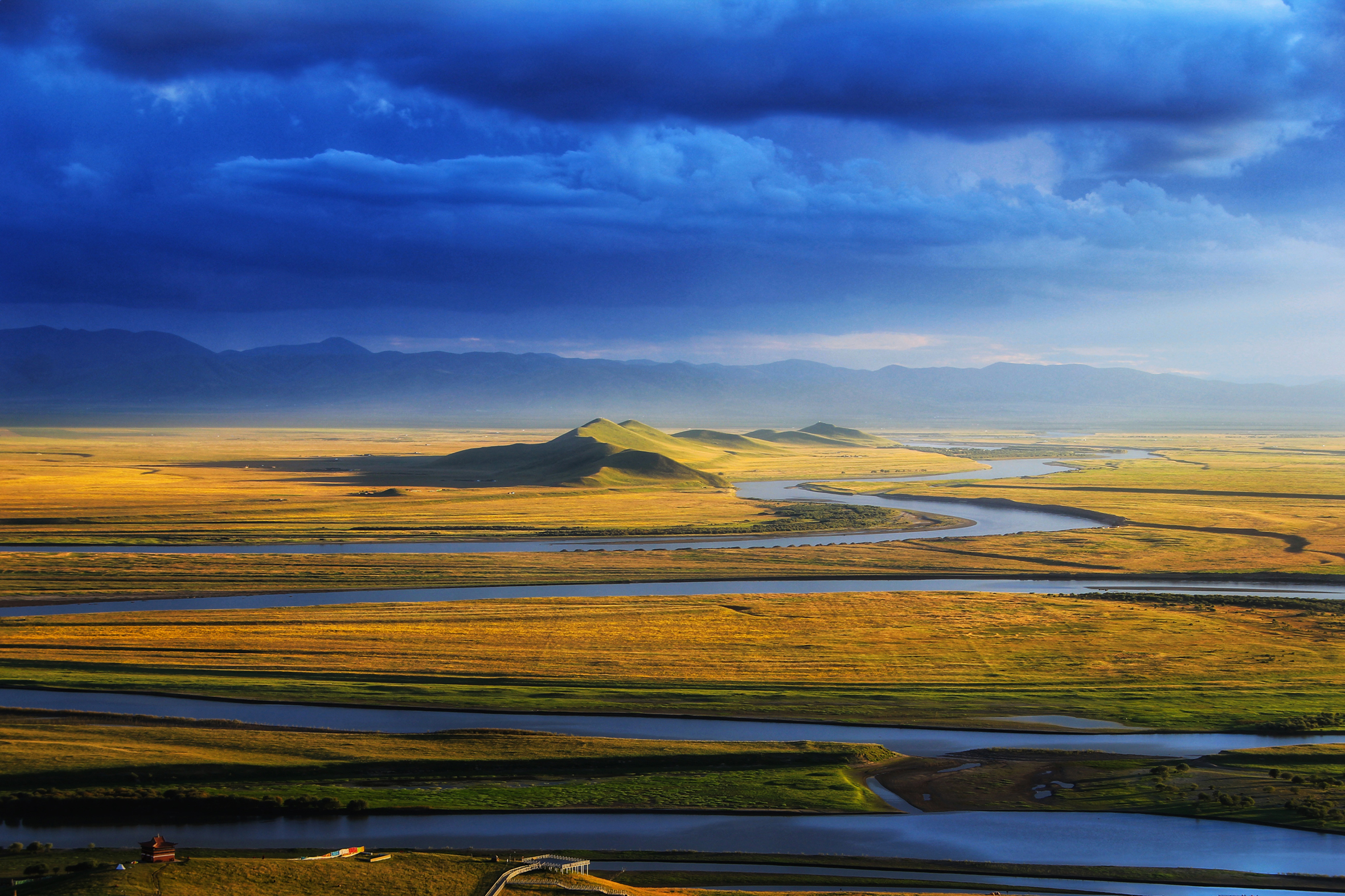 黄河九曲第一湾 阿坝藏族羌族自治州文化广播电视和旅游局供图