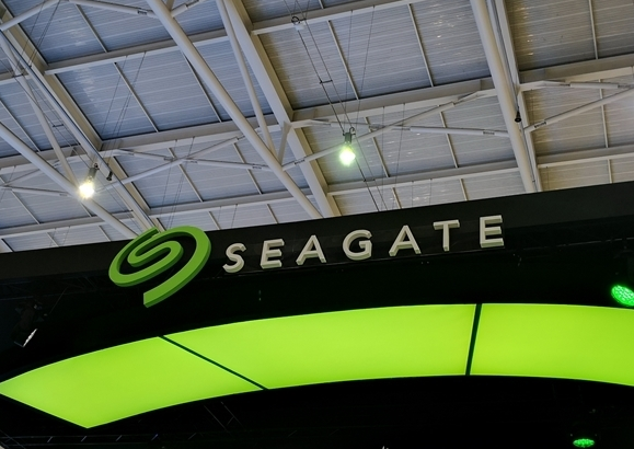 史上最大容量硬盘!希捷推出Exos M 36TB:单碟容量达3.6TB