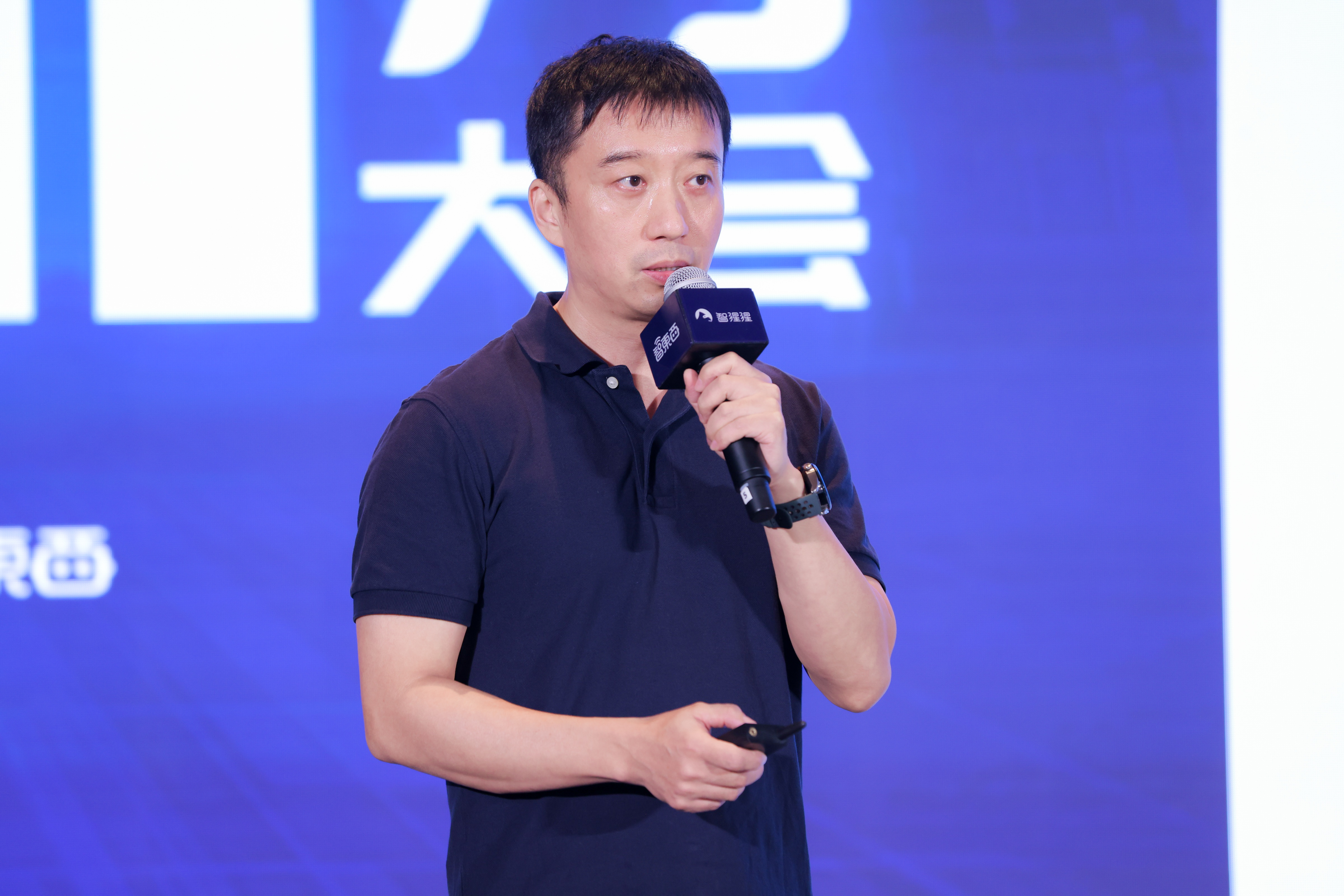 万字回顾首届中国AI算力大会!15+位大咖主会场演讲精华爆棚,来没来都值得收藏