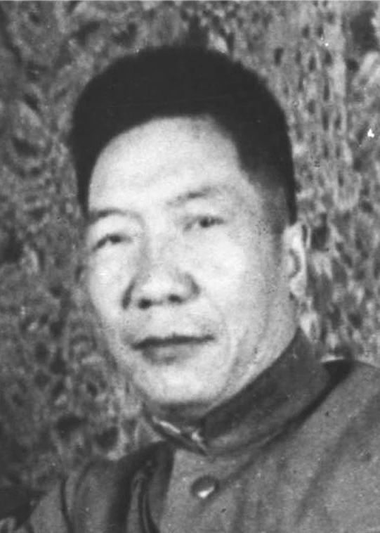 这是周保中将军像。新华社资料片