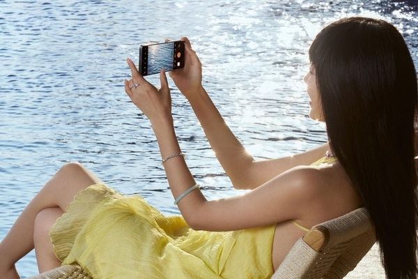 OPPO Find X8 Ultra超光影五摄黑科技加持,全能旗舰手机首选