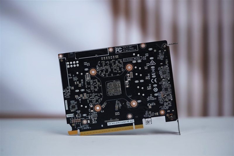 索泰RTX 5060 XGAMING OC显卡评测:不只有潮流设计 性能做工也是同级最强