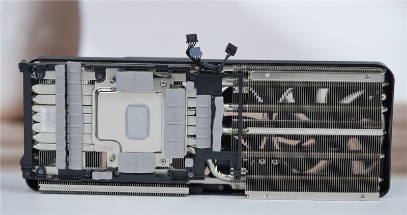 超频340MHz轻轻松松!耕升RTX 5080追风OC评测:超频后性能追平RTX 4090D