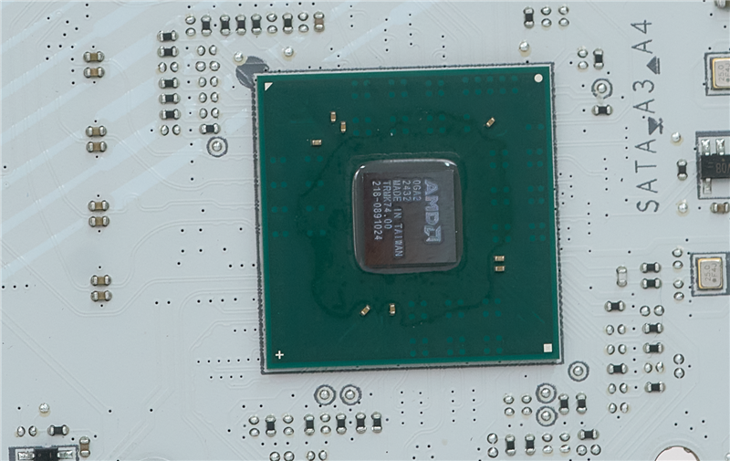 性能与高端X870E持平!微星MPG B850 EDGE TI WIFI主板评测:一键提升10%带宽、降低9ns延迟