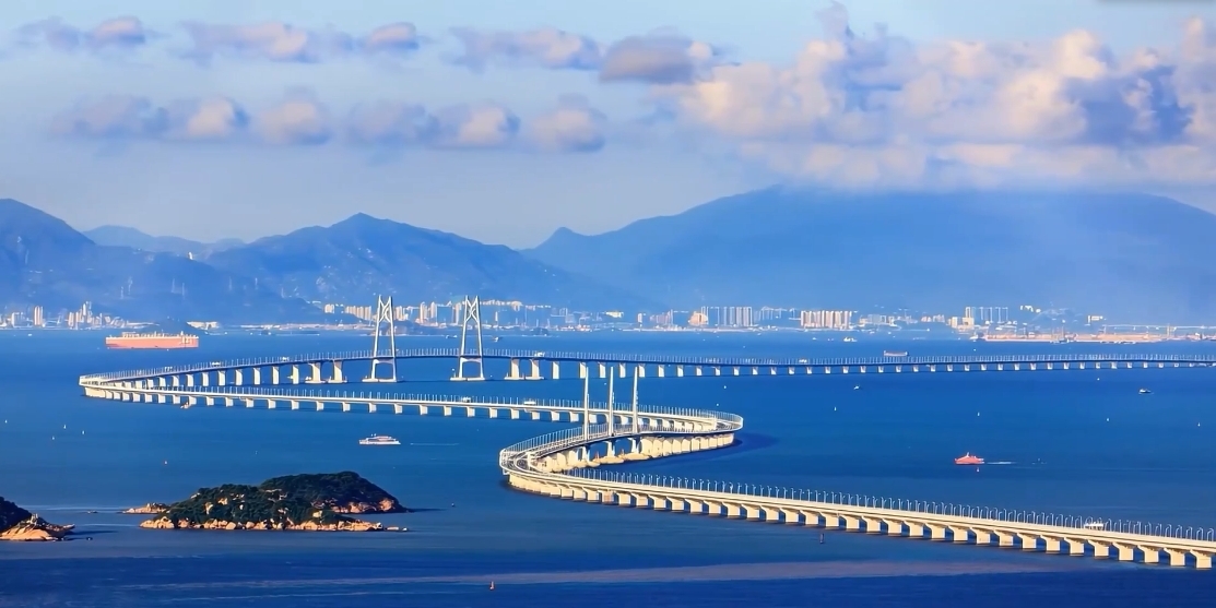 【理响中国&middot;文化旗帜】既要物质富足，也要精神富有