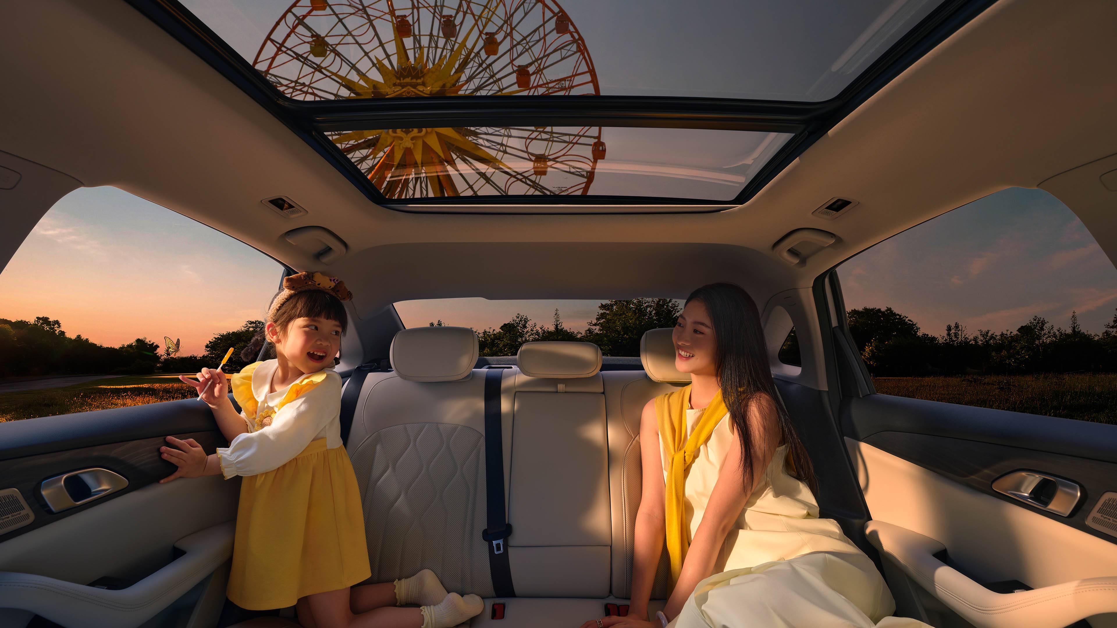 顶配便宜低配贵,吉利银河 A7 换了种策略和比亚迪秦 DM 竞争