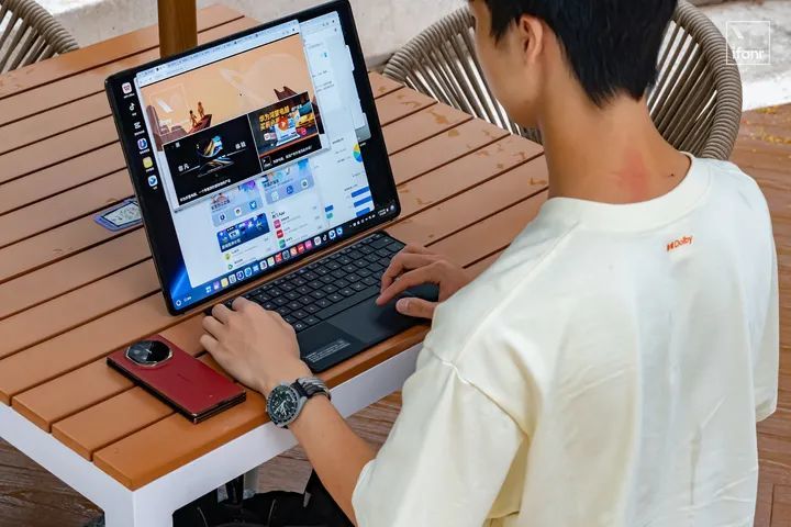 从折叠手机到折叠电脑,华为如何打造折叠宇宙