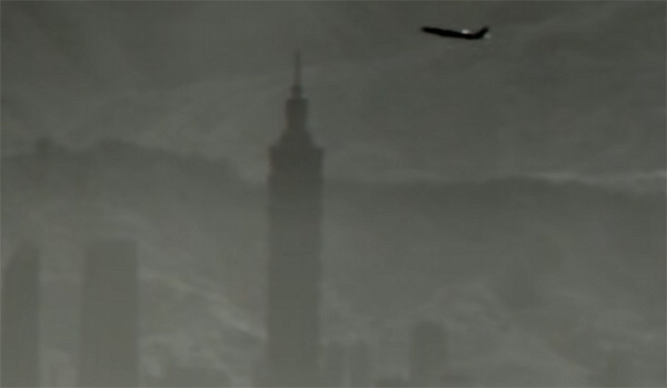 解放军无人机俯瞰台北101大厦 视频截图