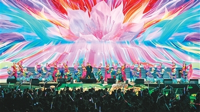 新疆·哈密“甜蜜之旅”第十九届哈密瓜节开幕式现场。