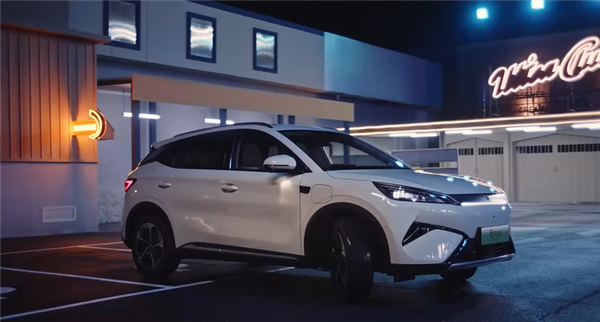 国产新能源SUV卷王!1小时订单破万的零跑B10如何选择