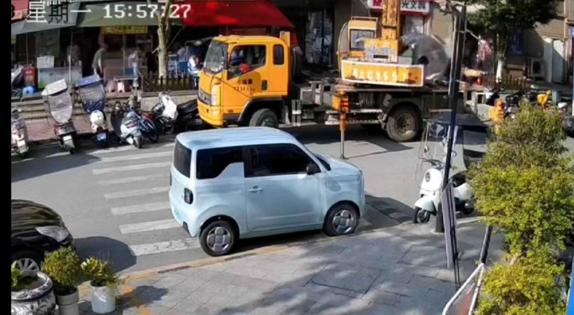 ▲事发现场 视频截图