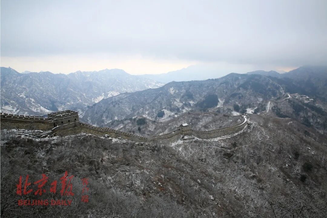 (资料图)慕田峪长城雪景。卜向东 摄