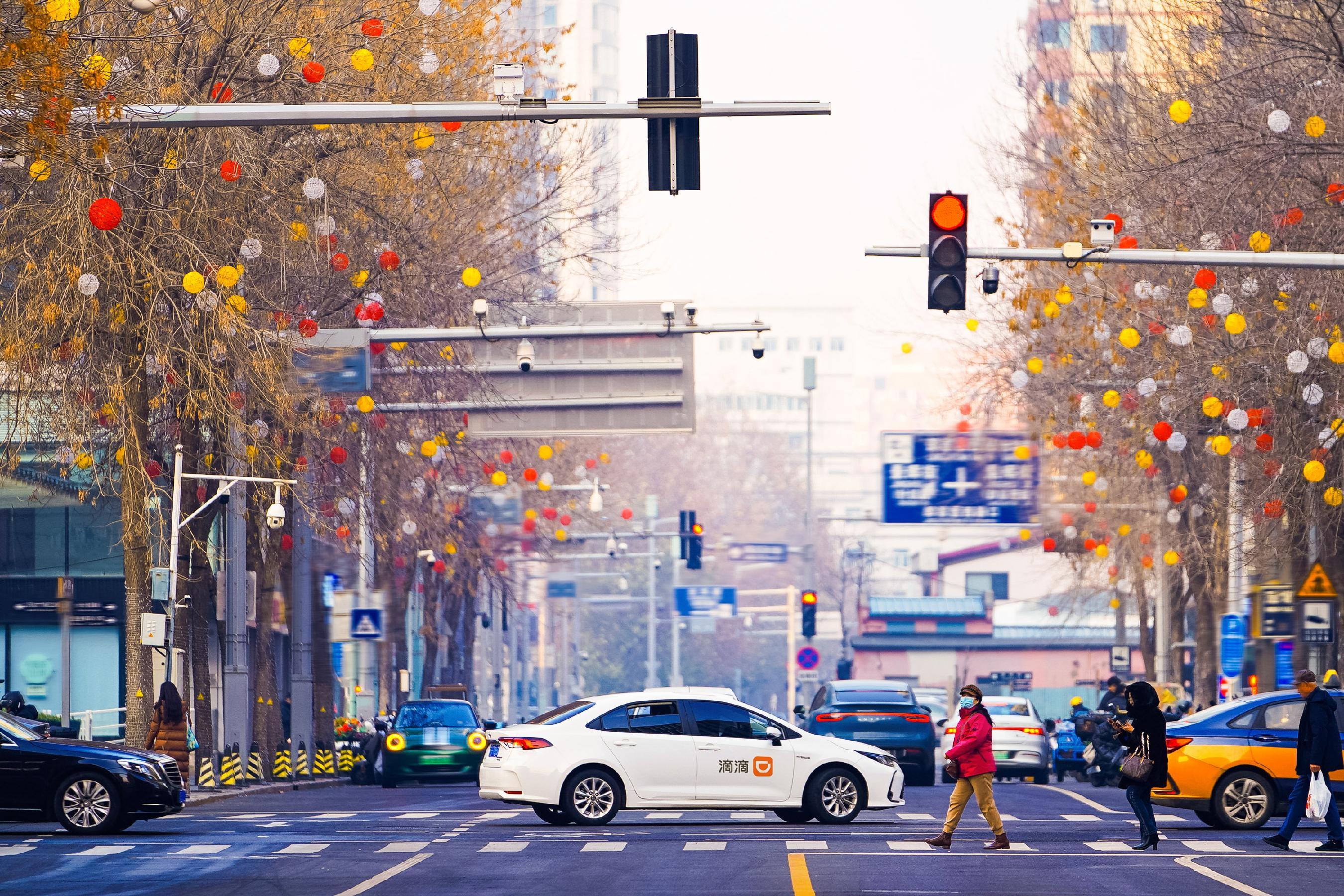 12月31日打车需求量预计突破8000万滴滴多重奖励致谢司机坚守服务_凤凰网