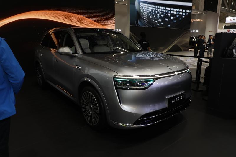 问界_问界M9中东版设计语言_问界M5中东版首发亮相