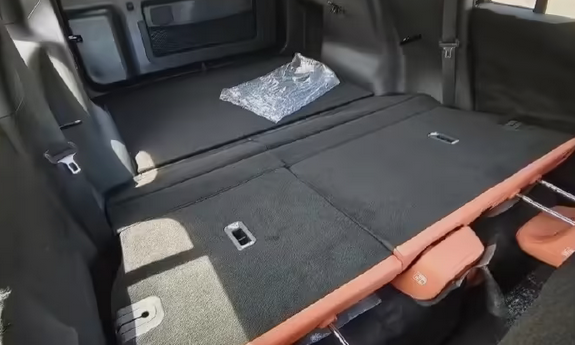 提供5座版本可选:比亚迪方程豹钛7内饰曝光