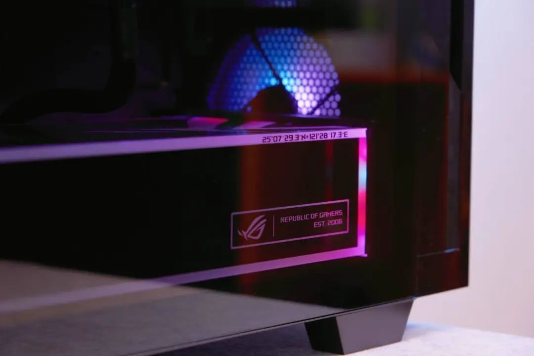 ROG 魔霸 9X 评测:为情绪价值而生的游戏机器,不止有 RTX 5080