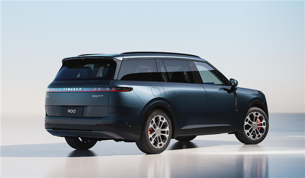 国内唯一天地尾门+旋转座椅SUV 领克900上市:限时28.99万起