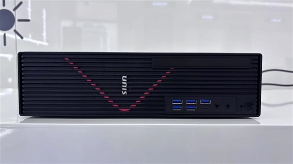 紫光台式机+飞腾D3000实测!揭秘全国产PC整机“软硬兼修”