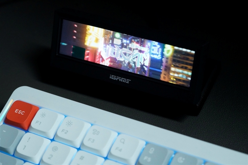 七彩虹iGame RTX 5070 Ti Vulcan OC显卡评测:一键提速降温、磁吸组件玩法多样