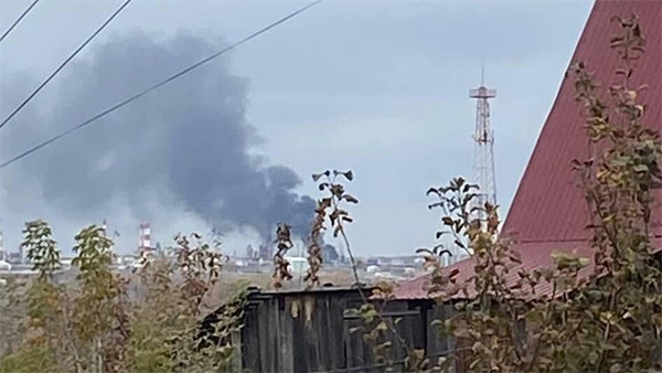 社交媒体上流传的俄罗斯炼油