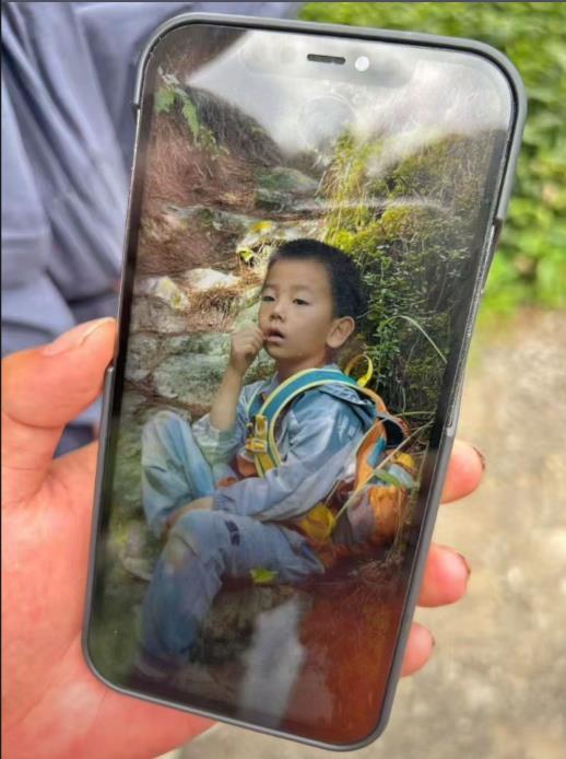 走失的男孩(图源:网络)