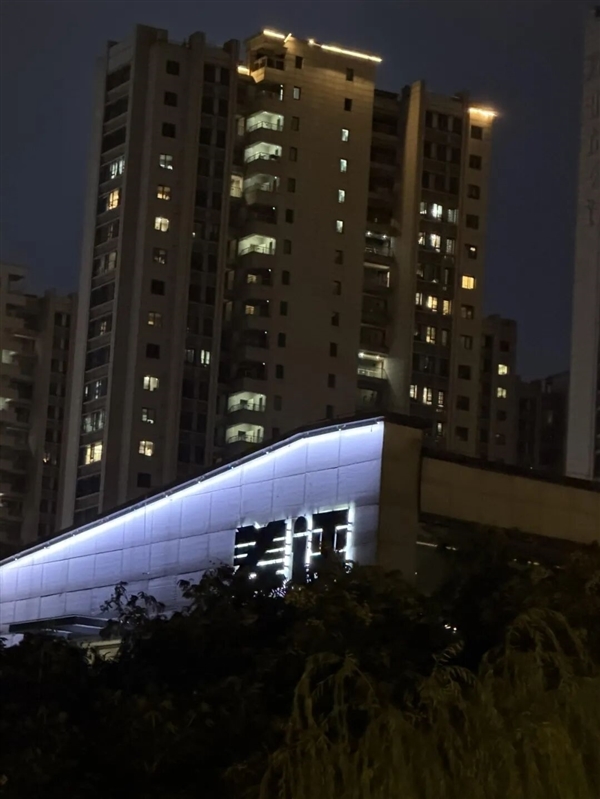 全面测完iPhone 17系列:苹果真让我觉得有点陌生