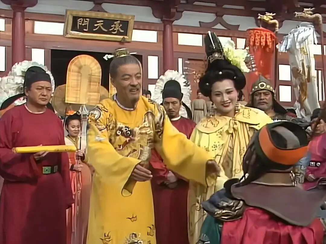 被拧断脖子的巨龙：盛唐何以走向衰弱？_凤凰网历史_凤凰网
