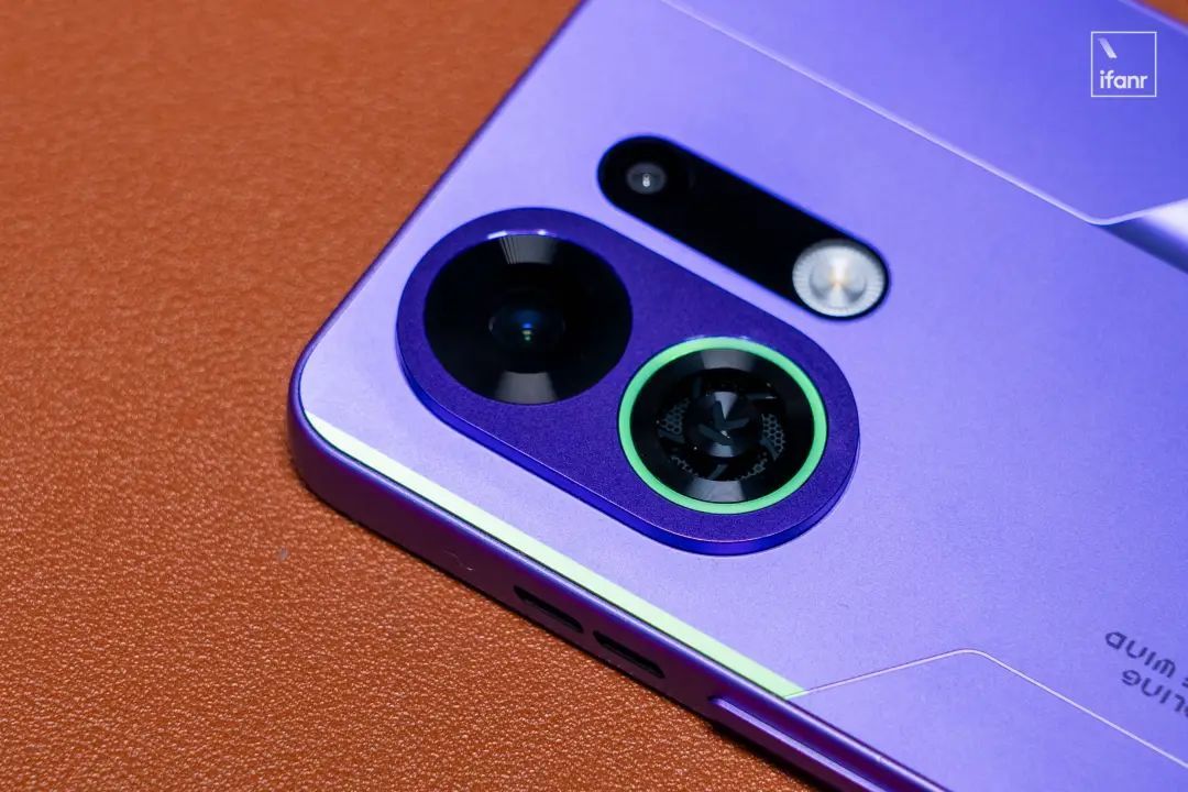 OPPO K13 Turbo Pro 发布:1999 元起售!给性能机加风扇,真的有用吗?