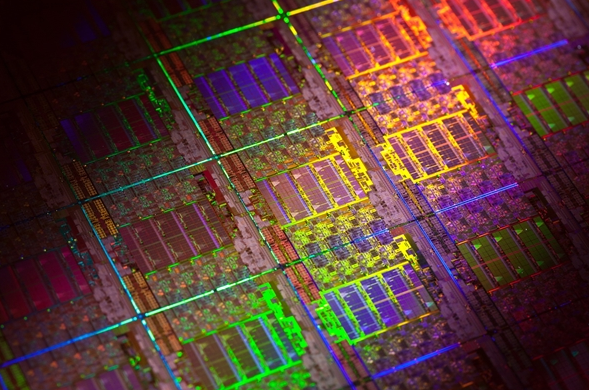 EDA巨头宣布裁员2000人 遣散赔偿25亿进行重组