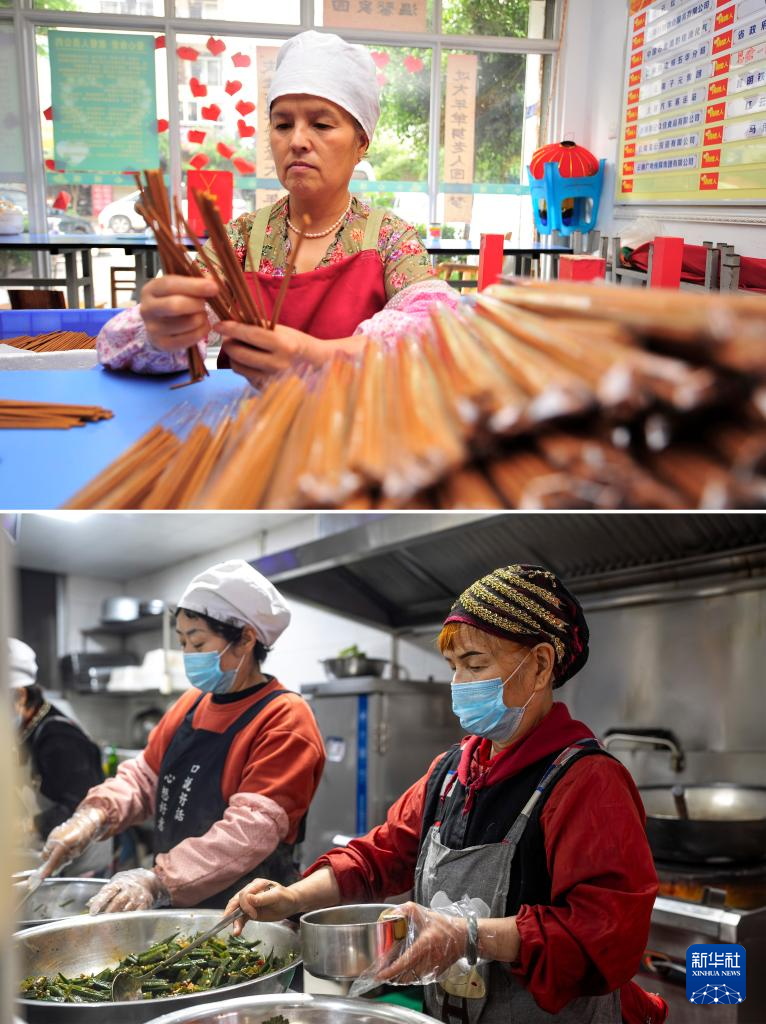 拼版照片:上图为2013年8月6日,昆明市幸福家园小区爱心食堂义工沈淑清在收拾筷子;下图为2025年5月28日,昆明市幸福家园小区爱心食堂义工沈淑清(右)在给老人盛菜。