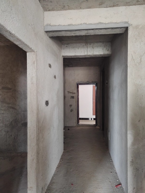 房子多数是毛坯状态