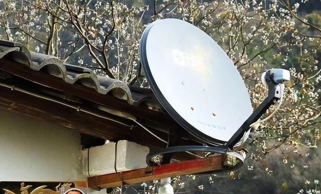 给电视插根铁丝就能白嫖电视台?这招竟然真的有用