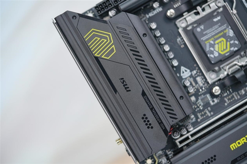 微星 MAG B850M MORTAR WIFI迫击炮主板评测:BIOS三大优化、教科书式的硬软结合