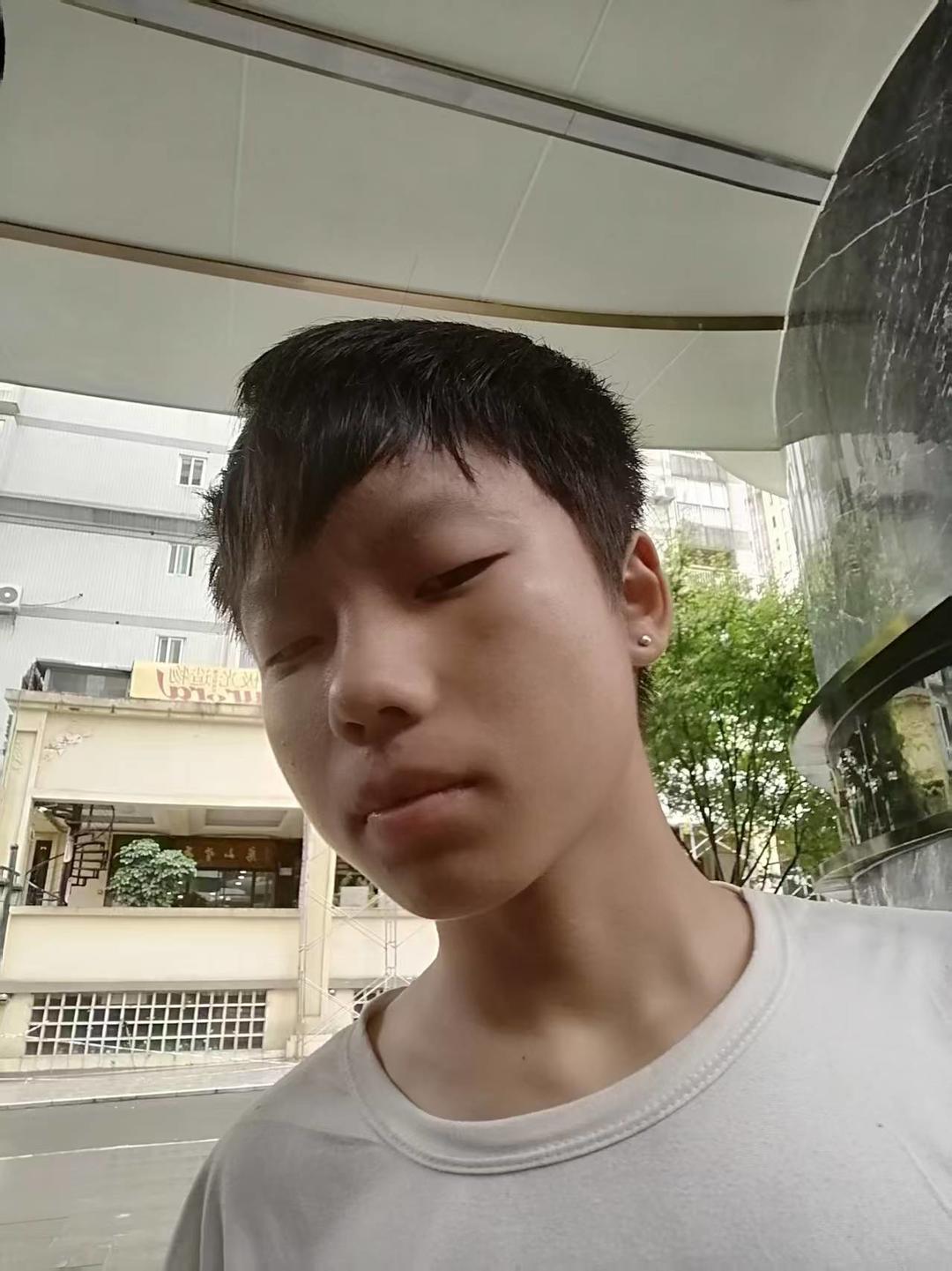 ▲秦彬航 受访者供图