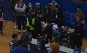 新归化启动!中国男篮也有自己的詹姆斯,这球风太残暴了,不输字母哥