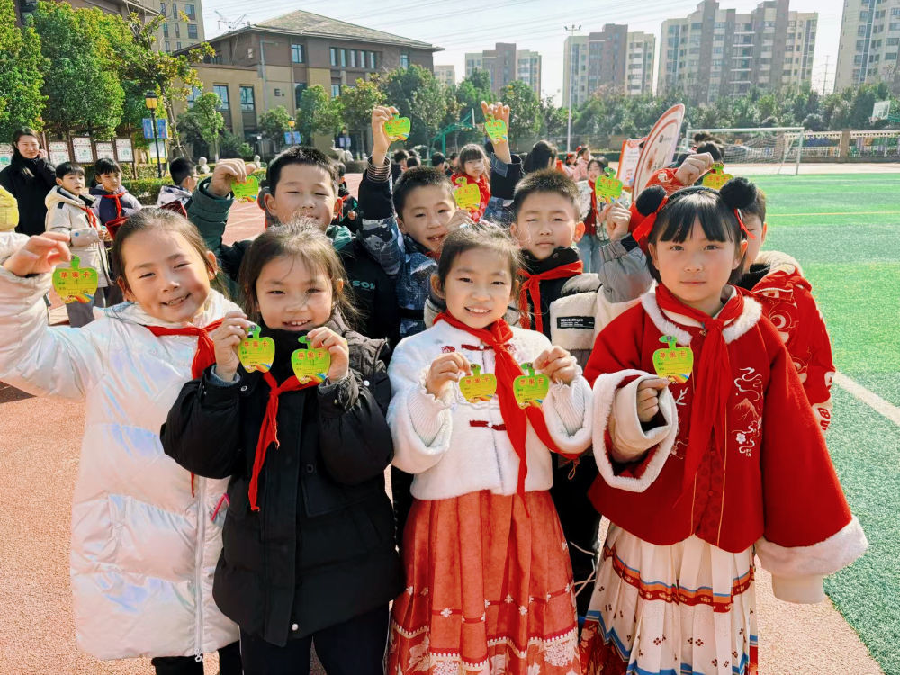 2025年2月13日，安徽省合肥市建平实验小学开学活动。新华社记者 周畅 摄