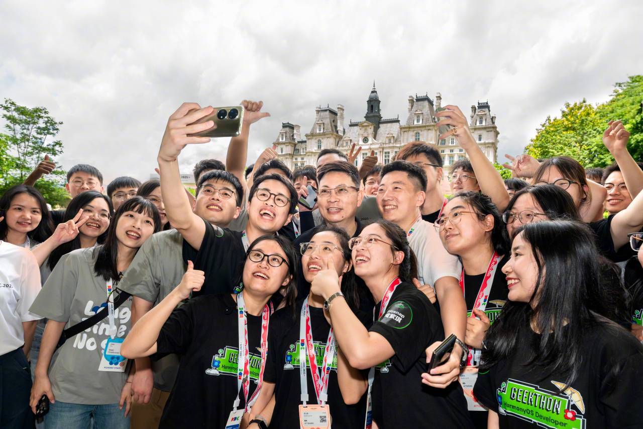 鸿蒙六年,星火燎原